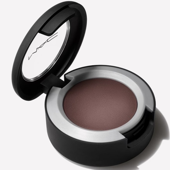 MAC Powder Kiss Soft Matte Eyeshadow Give a Glam - Picture 11 of 16
